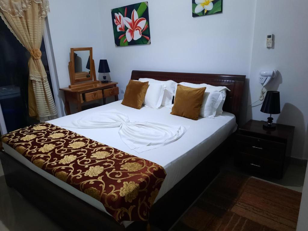 Hotel Diamond Plaza Grand Anse  Exterior foto